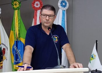 Vereador Sandro Surdi apresentou uma indicação para que seja realizada melhoria e um bueiro localizado na rua Alceu Bortoli.