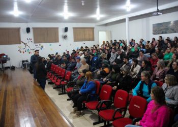 Administração Municipal de Zortéa Ofereceu Palestra sobre Equilíbrio e Bem-Estar no Trabalho e na Vida com Abel Petter