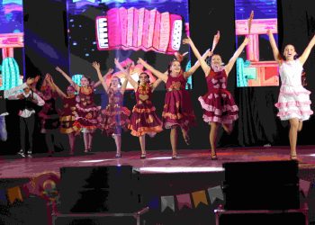 Zortéa brilha no Caipiratuba com dança, alegria e tradição!