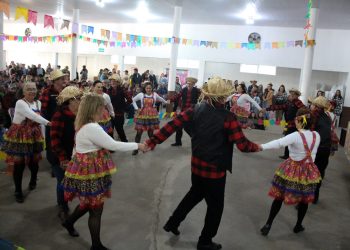 O arraiá do Estrela do Amanhã foi pura animação, sô!