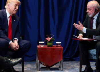 Nas redes sociais, Lula comenta "ótima reunião" com Trump na Malásia