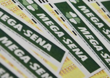 Mega-Sena sorteia prêmio de R$ 13,5 milhões neste sábado