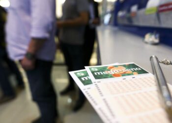 Mega-sena pode pagar prêmio de mais de R$ 100 milhões nesta quinta