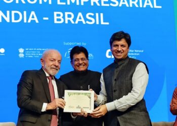 Embraer firma acordo para instalar linha de montagem na Índia