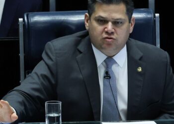 Parlamentares pedem a Alcolumbre nulidade de votação em CPMI do INSS