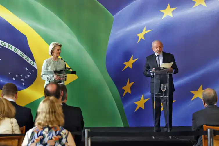 Rio de Janeiro (RJ), 16/01/2026 - O presidente da República, Luiz Inácio Lula da Silva, recebe a presidente da Comissão Europeia (CE), Ursula van der Leyen, para reunião no Palácio do Itamarati antes da assinatura do acordo Mercosul - União Européia. Foto: Tânia Rêgo/Agência Brasil
