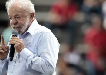 "Guerra é do Trump, não é do povo brasileiro", diz Lula
