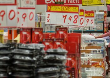 Mercado eleva previsão da inflação para 4,36% este ano