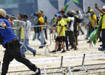 Organizações sociais criticam derrubada de veto ao PL da Dosimetria