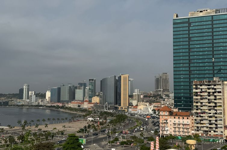 Luanda, the capital of the southwest African country of Angola with a population of 9 million, is located on the Atlantic coast and is known for its skyline of modern, tall buildings. These symbolize the country's economic boom, which is strongly linked to the oil industry.