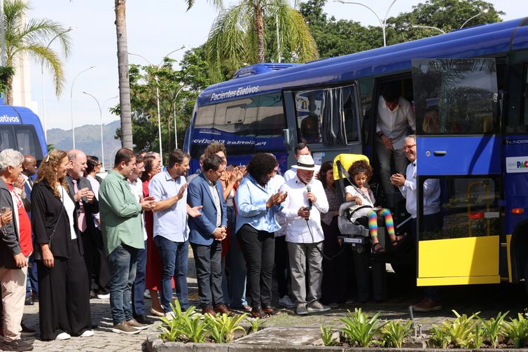 Rovena Rosa/Agência Brasil Rio de Janeiro (RJ), 22/05/2026 - O presidente da República, Luiz Inácio Lula da Silva, participa da inauguração das novas instalações do Centro de Desenvolvimento Tecnológico em Saúde (CDTS/Fiocruz), o lançamento do Centro de Desenvolvimento e Produção de Terapias CAR-T e a entrega de 42 veículos do programa Agora Tem Especialistas-Caminhos da Saúde e do SAMU para o estado. Foto: Rovena Rosa/Agência Brasil