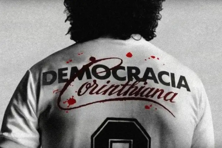 Corinthians/Divulgação Camisa Corinthians Democracia. Foto: Corinthians/Divulgação